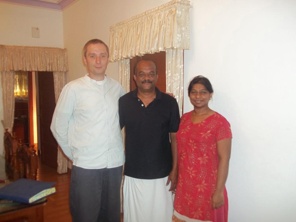 Aroma Home Stay Kochi Екстериор снимка