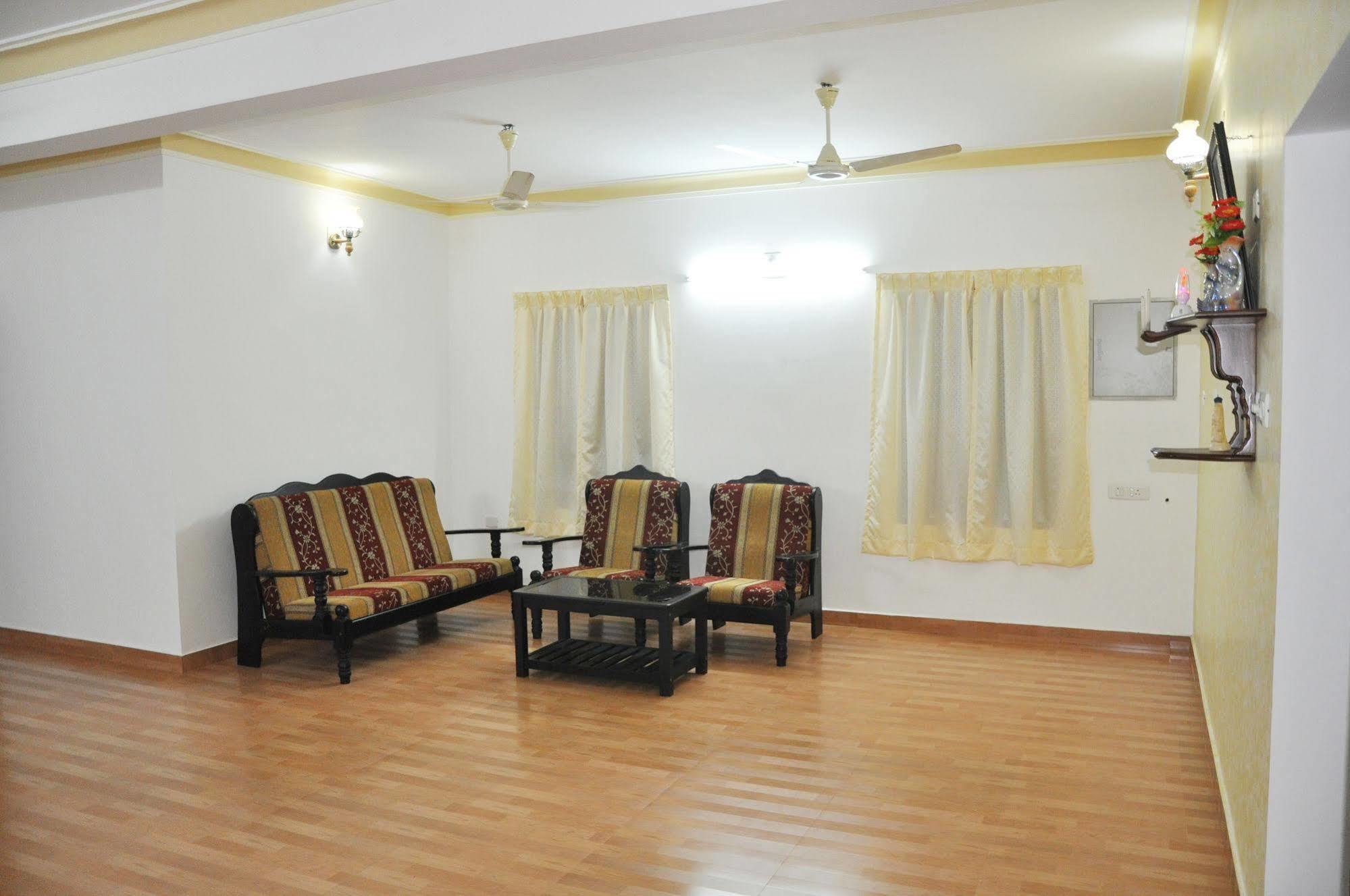 Aroma Home Stay Kochi Екстериор снимка